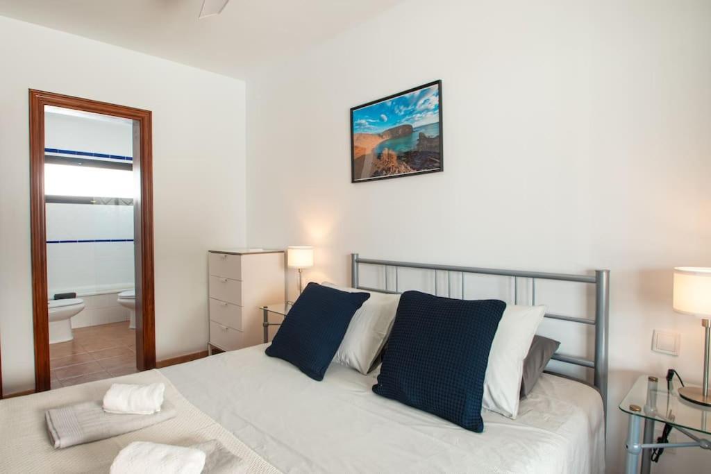 Casa Marlay Spacious, Heated Pool, Bbq & Fast Wi-Fi Only 15 Minutes Walk To Town Playa Blanca  Exteriör bild