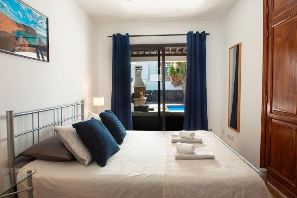 Casa Marlay Spacious, Heated Pool, Bbq & Fast Wi-Fi Only 15 Minutes Walk To Town Playa Blanca  Exteriör bild